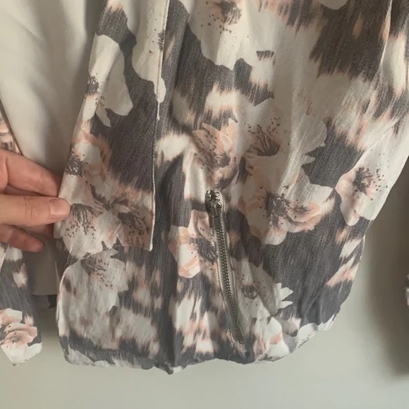 Open front jacket - Picture 4 of 4